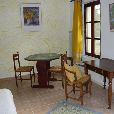 Le Val Leron Acomodação com café da manhã Valaurie Exterior foto